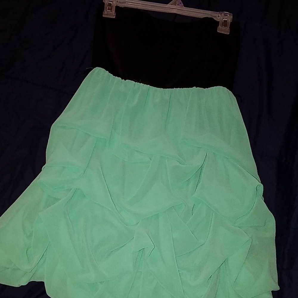 Strapless dress
